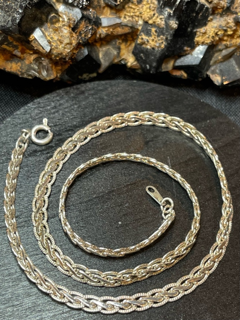 🌑Vintage Silver Tone Twist 16” Necklace Chain🌑